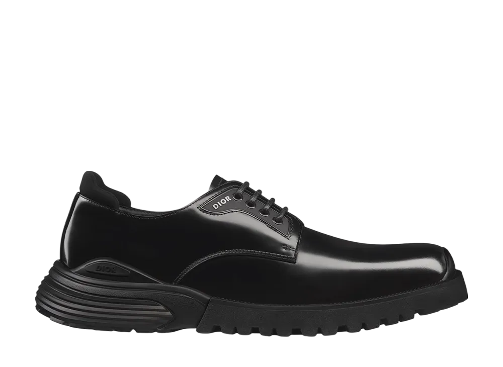 ディオール コンバット ダービーシューズ ポリッシュド カーフスキン "ブラック"