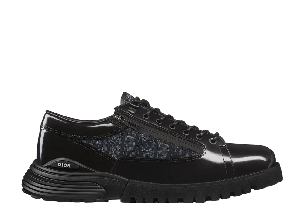 ディオール コンバット ダービーシューズ ポリッシュド カーフスキン & ディオール オブリーク ジャカード "ブラック"