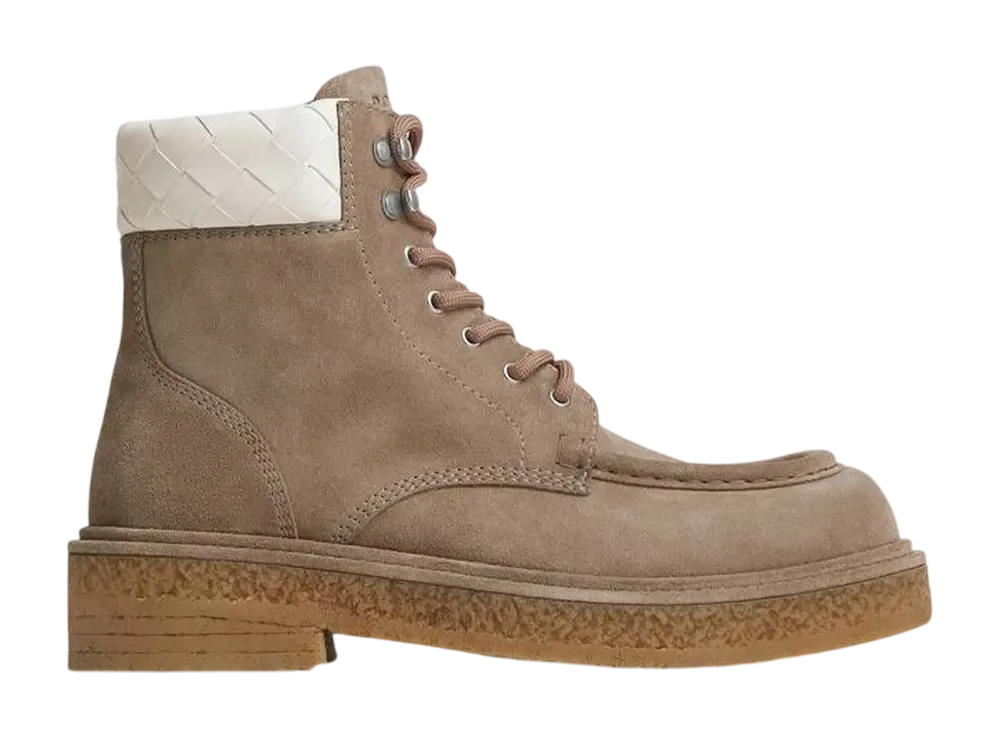 ボッテガヴェネタ ハドック レースアップ アンクルブーツ "ドリフトウッド/ホワイト"