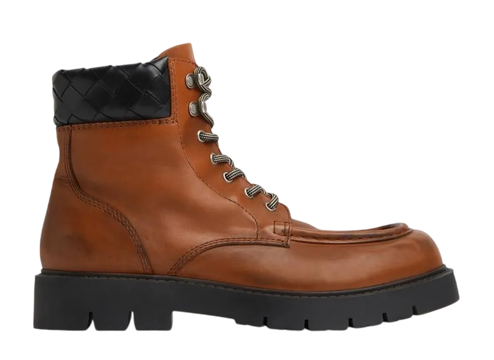 ボッテガヴェネタ ハドック レースアップ アンクルブーツ "ライトウッド"