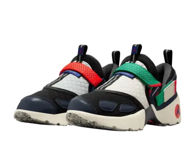 Nike Women's Jordan Trunner LX "Rare Air"