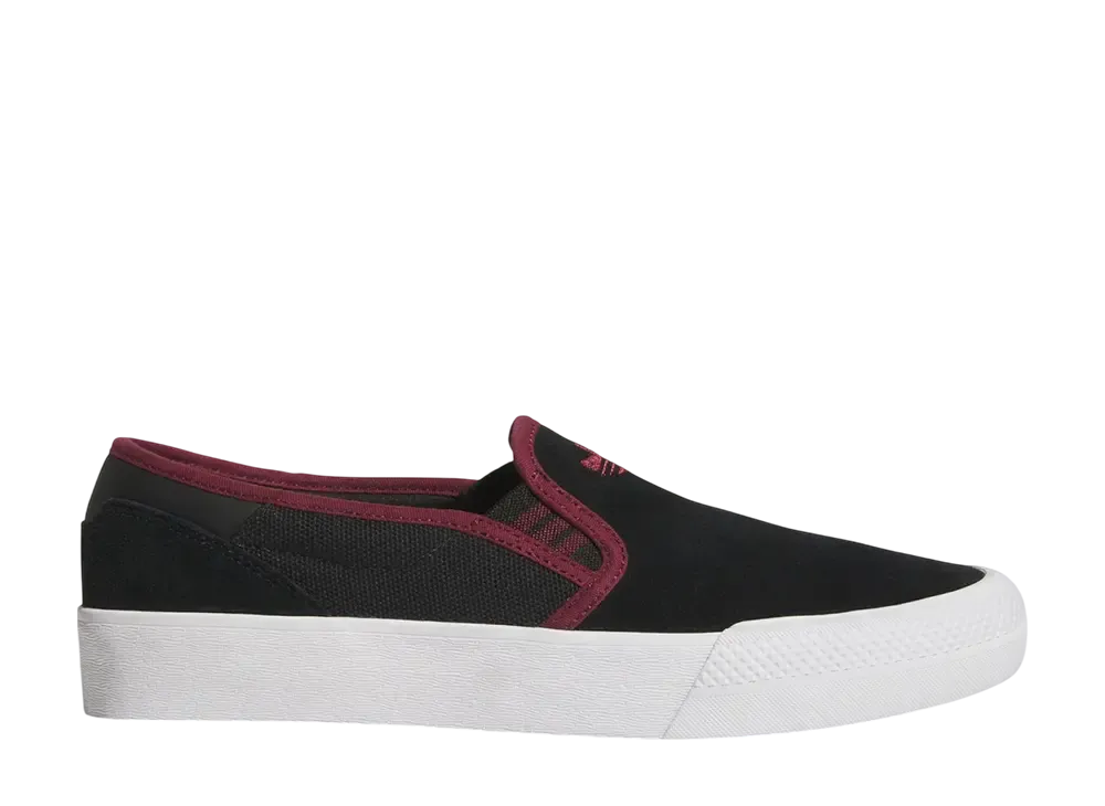 アディダスオリジナルス シュムーフォイル "コアブラック/シャドウレッド/クラウドホワイト"