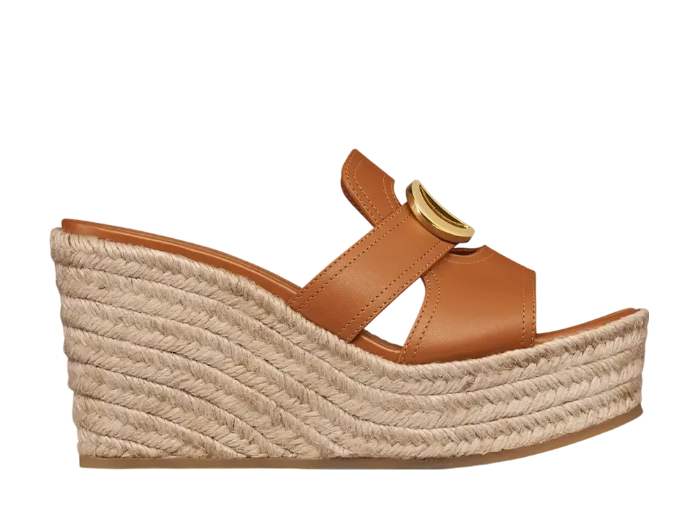 ディオール ウィメンズ 30 モンテーニュ ウェッジスライド カーフスキン "キャメルブラウン"