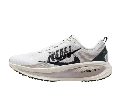 ナイキ ボメロ18 "サミットホワイト/カレッジグレー/バストグレー/ブラック"