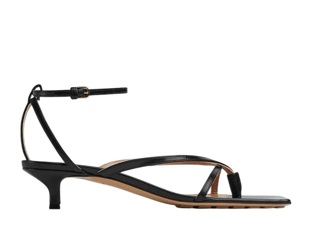 ボッテガヴェネタ ウィメンズ ストレッチ ストラップ サンダル "ブラック"