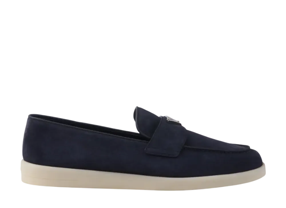 プラダ スエード ローファー "ネイビー"