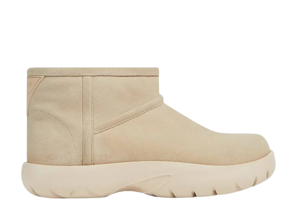 ボッテガヴェネタ ウィメンズ スナップ ミニ アンクルブーツ "ポリッジ"