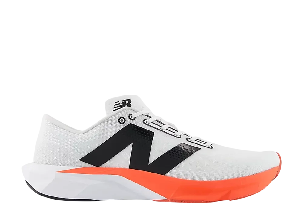 ニューバランス フューエルセル パルスV1 "アージェントレッド/ホワイト/ブラック"
