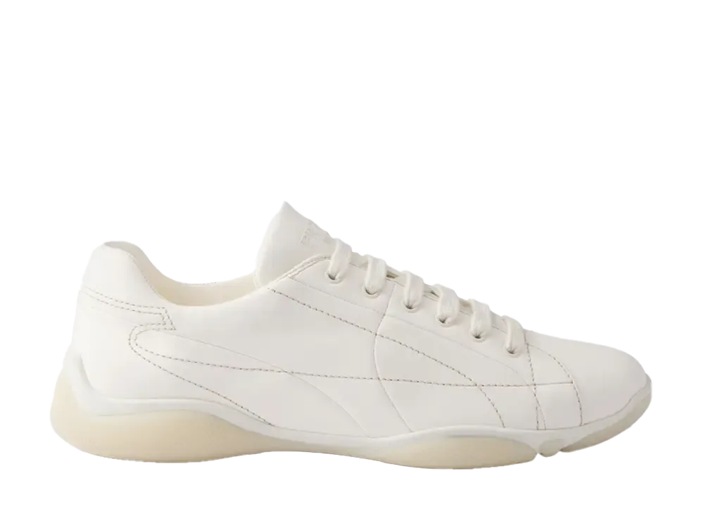 プラダ ナッパレザー スニーカー "アイボリー"