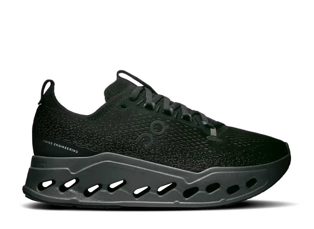 オン ウィメンズ クラウドサーファー マックス "ブラック/エクリプス"