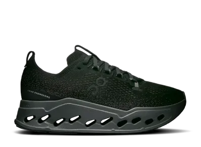 On Women's Cloudsurfer Max "Black/Eclipse"