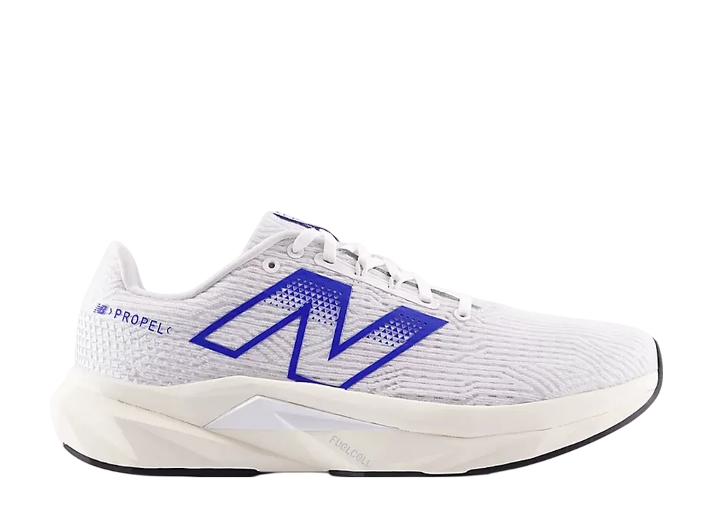 ニューバランス フューエルセル プロペルV5 "ホワイト/ブルージェムストーン/アンゴラ"