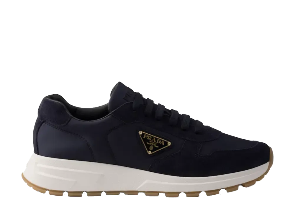 プラダ Prax 01 Re-Nylon xスエード スニーカー "ネイビー"