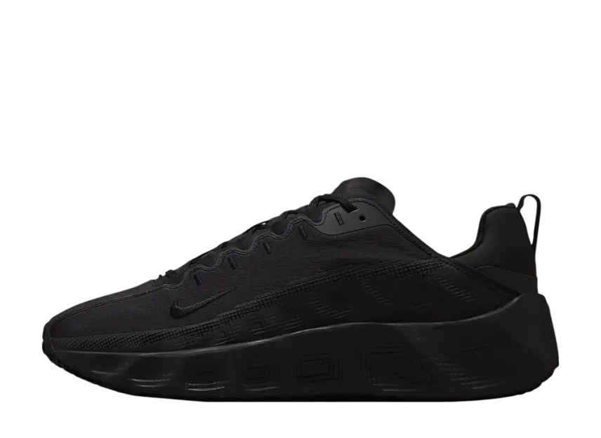 ナイキ エイバ ローバー "トリプルブラック/アンスラサイト"