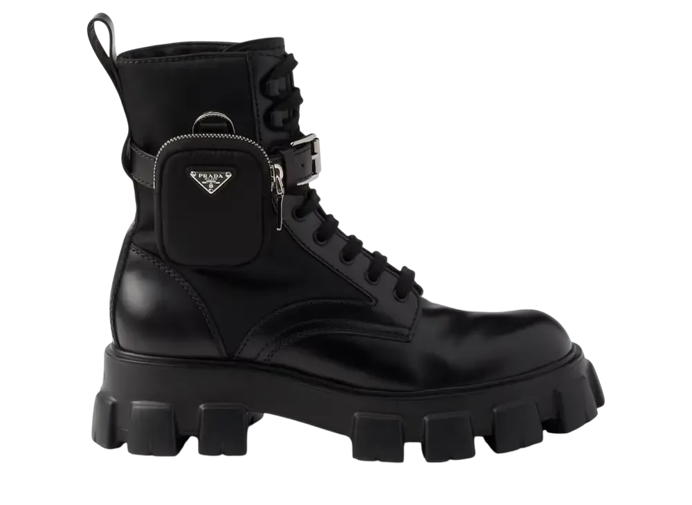 プラダ モノリス ポーチ付 ブラッシュドレザーx Re-Nylon ブーツ "ブラック"