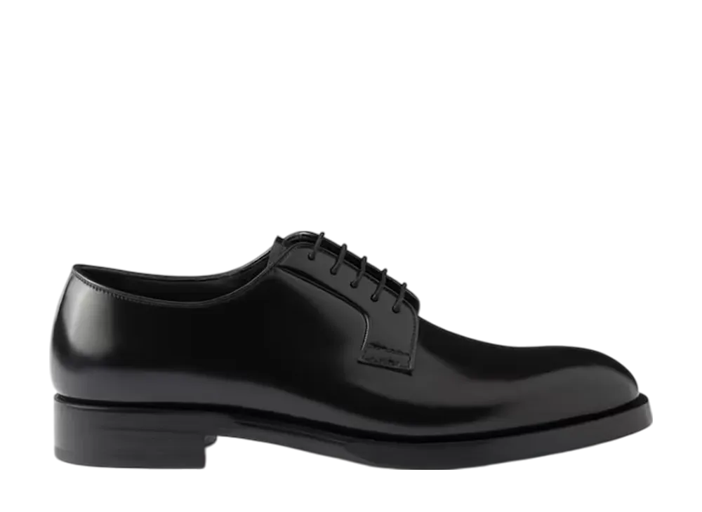 プラダ ブラッシュドレザー レースアップシューズ "ブラック"