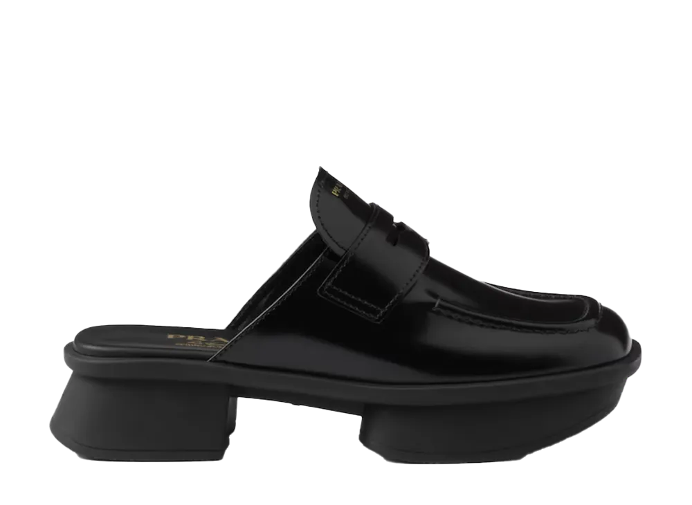 プラダ ウィメンズ イコール ブラッシュドレザー ミュール "ブラック"
