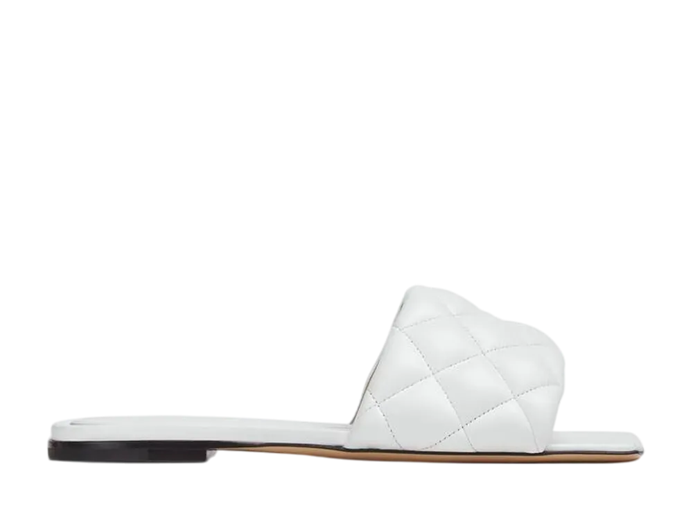 ボッテガヴェネタ ウィメンズ パデッド フラット サンダル "オプティックホワイト"