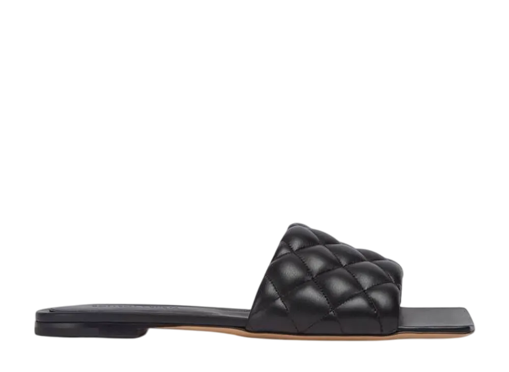 ボッテガヴェネタ ウィメンズ パデッド フラット サンダル "ネロ"