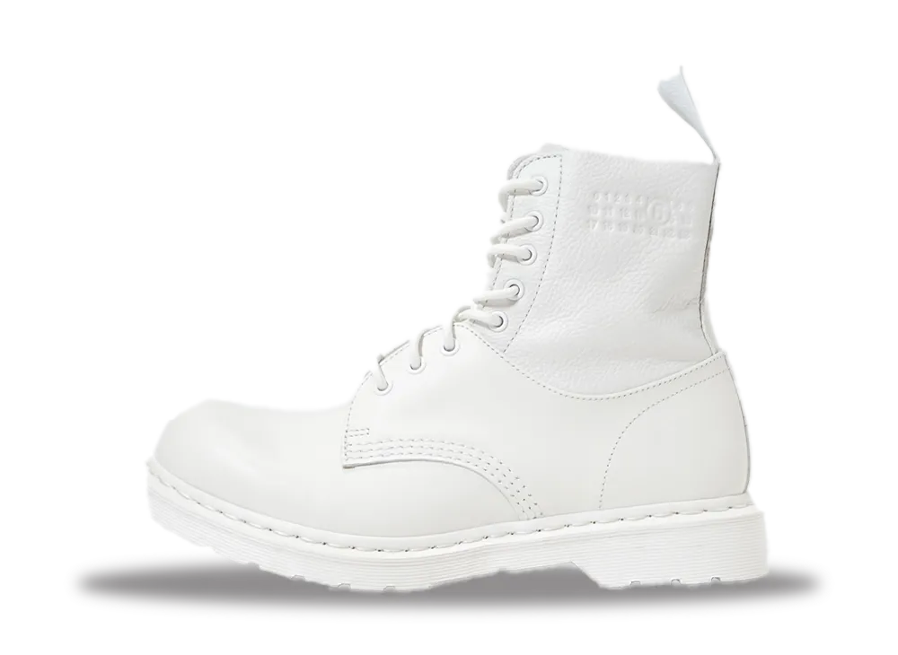 Dr.Martens x MM6 Maison Margiela 1460 8-EYE NO STEEL TOE "Vintage Smooth/White Virginia/White"