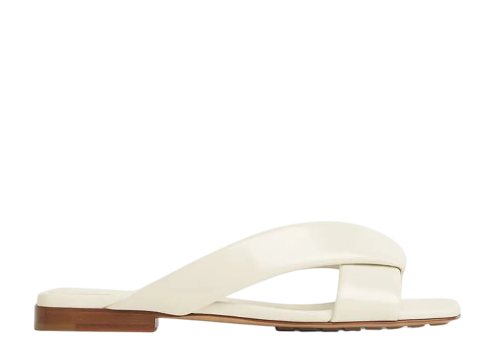 ボッテガヴェネタ ウィメンズ リーヴァ フラット ミュール "シーソルト"