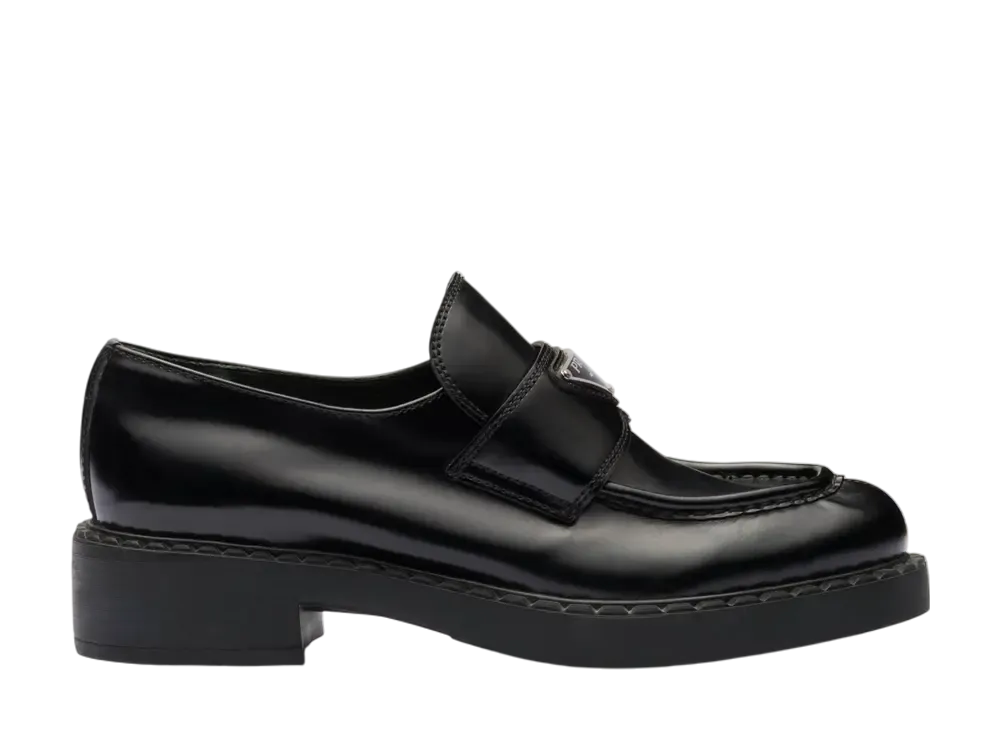 プラダ ウィメンズ プラダ チョコレート ブラッシュドレザー ローファー "ブラック"