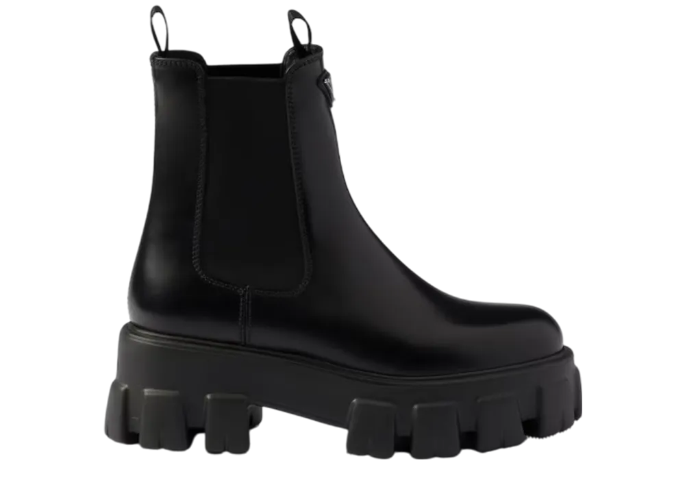 プラダ ウィメンズ モノリス ブラッシュドレザー チェルシーブーツ "ブラック"