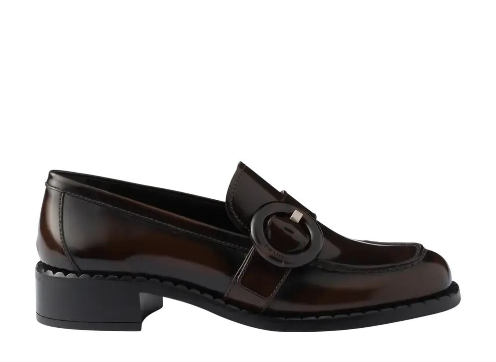 プラダ ウィメンズ ブラッシュドレザー ローファー "ブラウン"