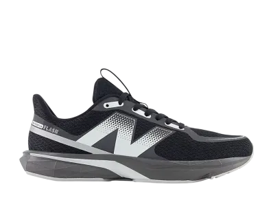 New Balance DynaSoft Flash V7 "Black"