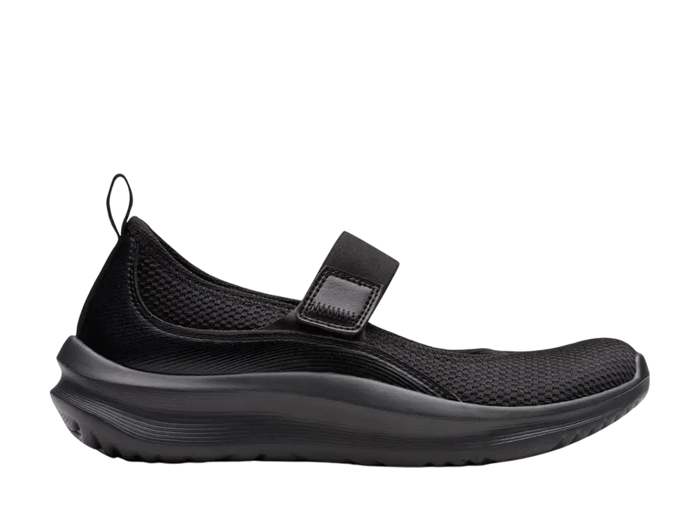 クラークス ウィメンズ ソルヴァーナジェーン "ブラック"