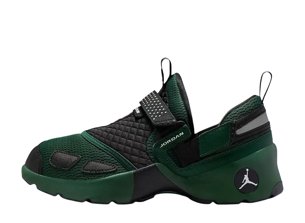 Nike Women's Jordan Trunner LX "Forest Green"
