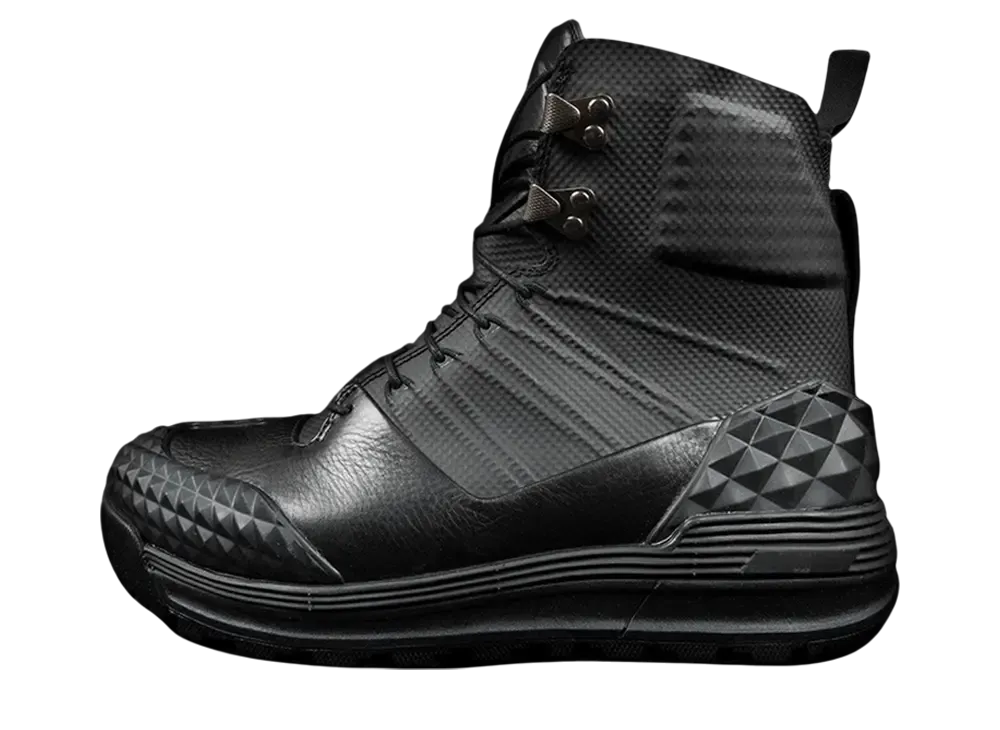 ナイキ ルナテラ アークトス SP "トリプルブラック"