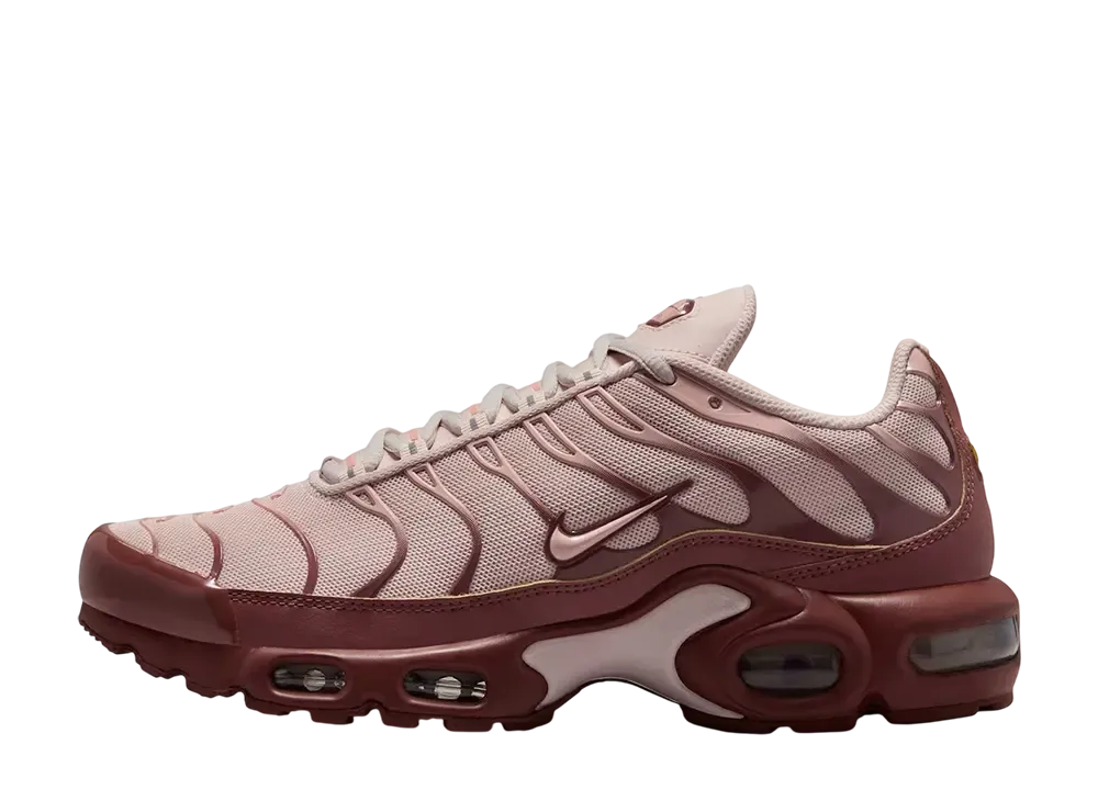 ナイキ ウィメンズ エアマックスプラス "レッドセピア"