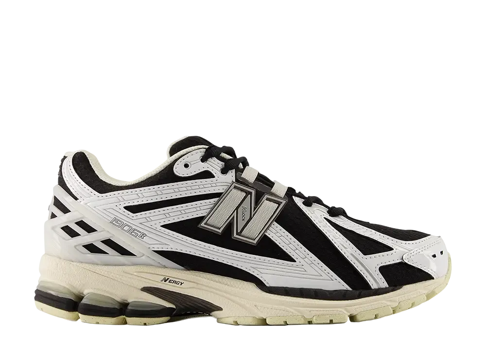 ニューバランス 1906 "ホワイト/ブラック"