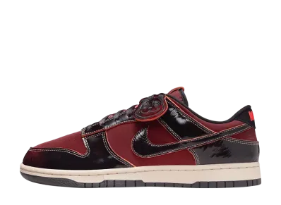 ナイキ ダンク ロー "レッドパンダ"