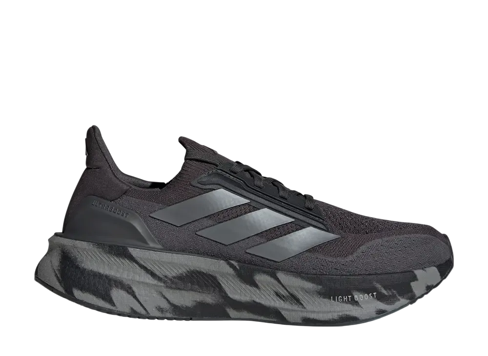 アディダス ウルトラブースト5X "カーボン/グレーシックス/グレースリー"