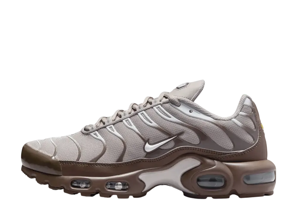 Nike Women's Air Max Plus "Brown/Pink"