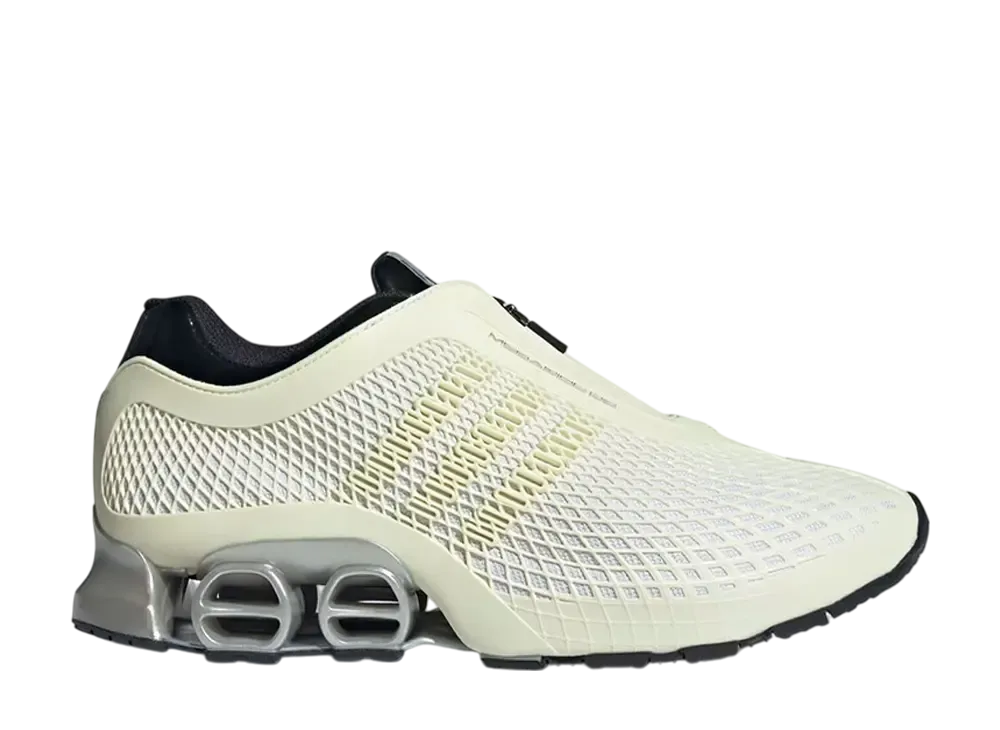 アディダスオリジナルス メガライド S2 "オフホワイト/コアブラック/マットシルバー"