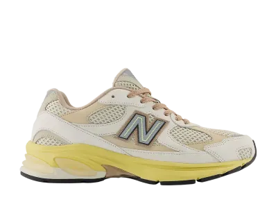 ニューバランス 2010 "リネン/デザートクレイ"