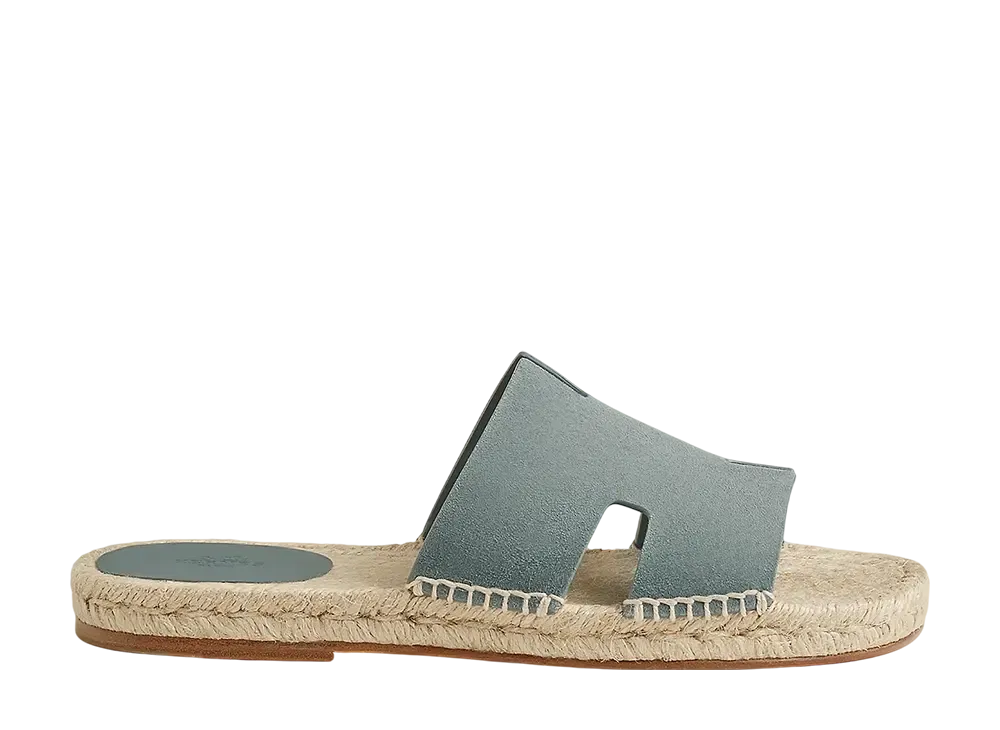 【HERMES】エスパドリーユ Antigua 231000ZH02_worn_2-AVS?wid=800&
