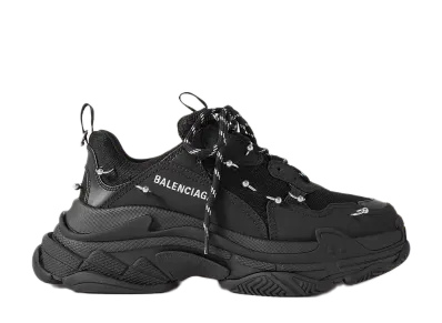 バレンシアガ トリプルS ピアシング レースアップ スニーカー "ブラック"