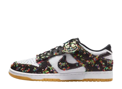 ナイキ ダンク ロー "パンダ/ホワイト/ガムイエロー"