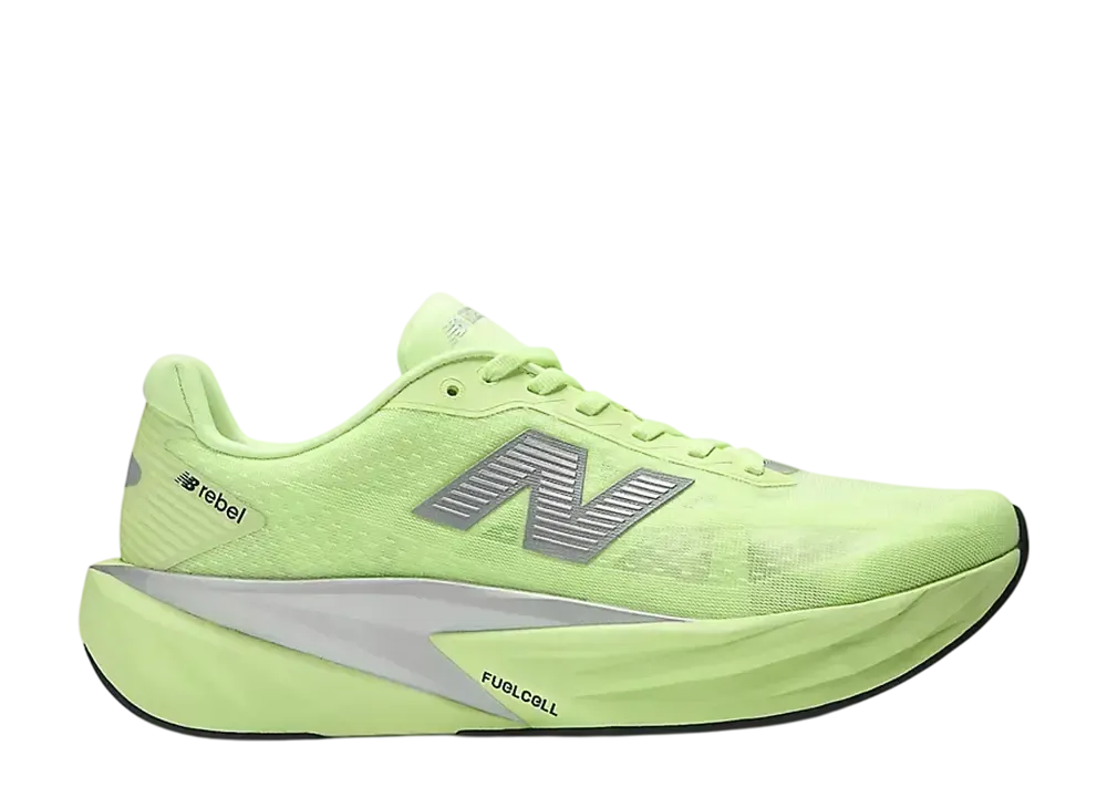 ニューバランス フューエルセル レベルV5 "ミントフラッシュ/ラボグリーン/シルバーメタリック"