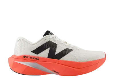 New Balance FuelCell SuperComp Trainer V3 "Urgent Red/Sea Salt/Black"