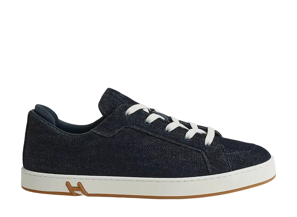 エルメス キッド スニーカー "ブルーブリュット/ブルーセレスト"