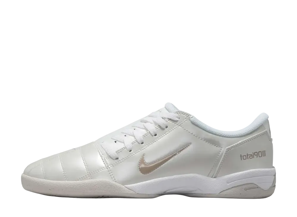 ナイキ トータル90 3 "フォトンダスト"