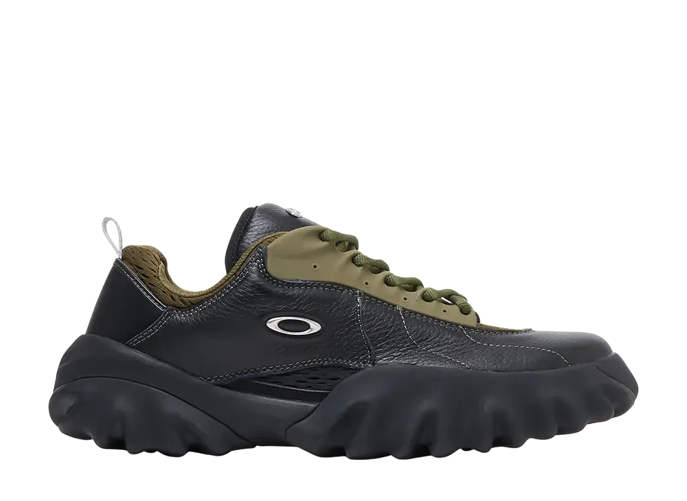 オークリー ファクトリーチーム フルグレインレザー チョップソー "ブラック/チャイブ"