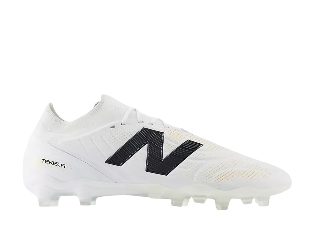 ニューバランス テケラ エリート ロー レース FG V5 "ホワイト/ブラック/ゴールド"