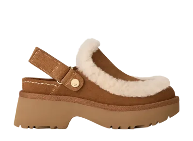 UGG Women's Esmee Clog "Chestnut"