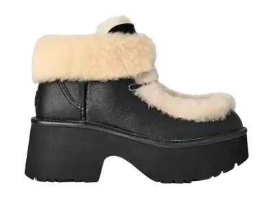 UGG Women's Esmee Leather Lace Up "Black"